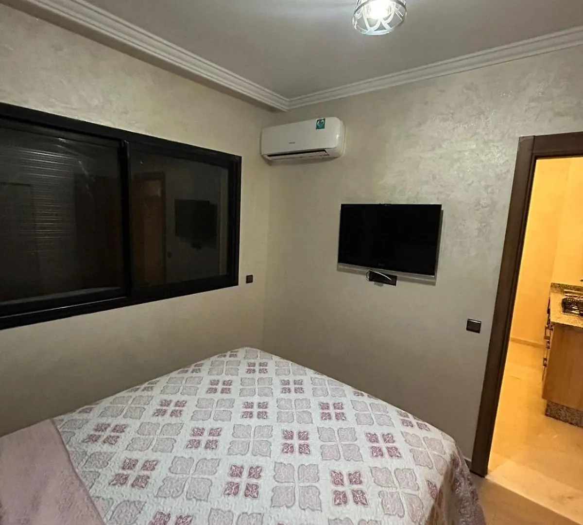 Studio Au Centre Ville De Marrakech Avec Piscine Marraquexe Apartamento